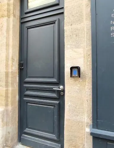 Lejlighed Avec Balcon Au Coeur Des Chartrons Bordeaux