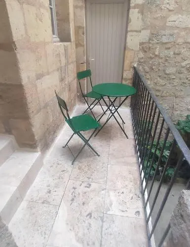 Avec Balcon Au Coeur Des Chartrons Lejlighed