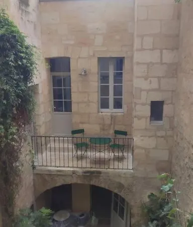 Avec Balcon Au Coeur Des Chartrons Appartamento *