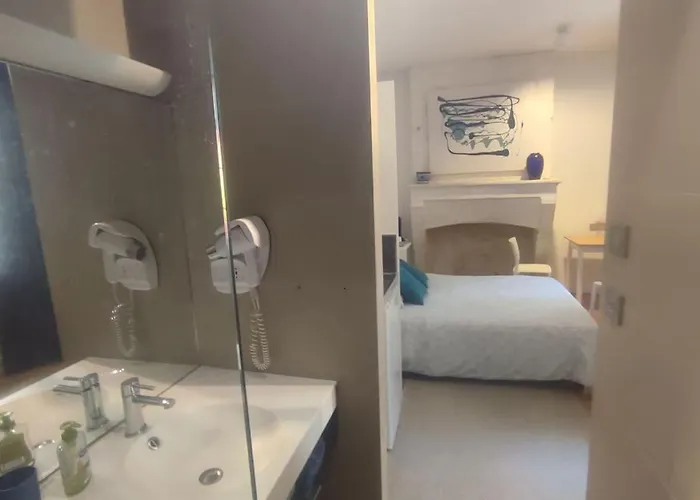 Avec Balcon Au Coeur Des Chartrons