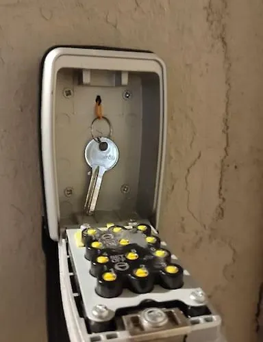 Avec Balcon Au Coeur Des Chartrons Бордо